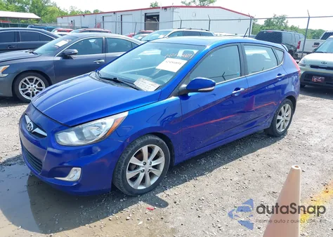 2013 Hyundai Accent Se z USA, uszkodzony, nr VIN KMHCU5AE5DU080981